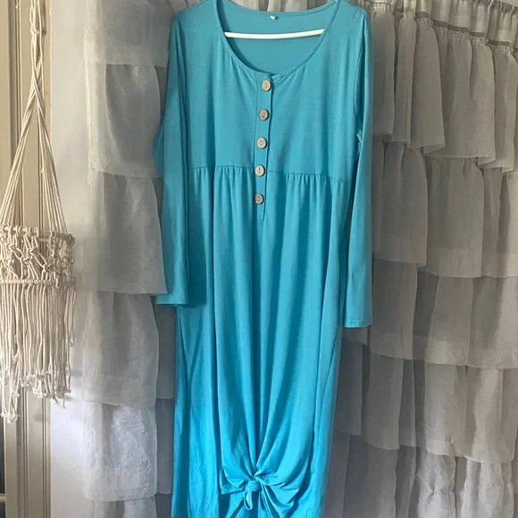 Elegant Blue Button-Down Dress - Picture 1 of 3